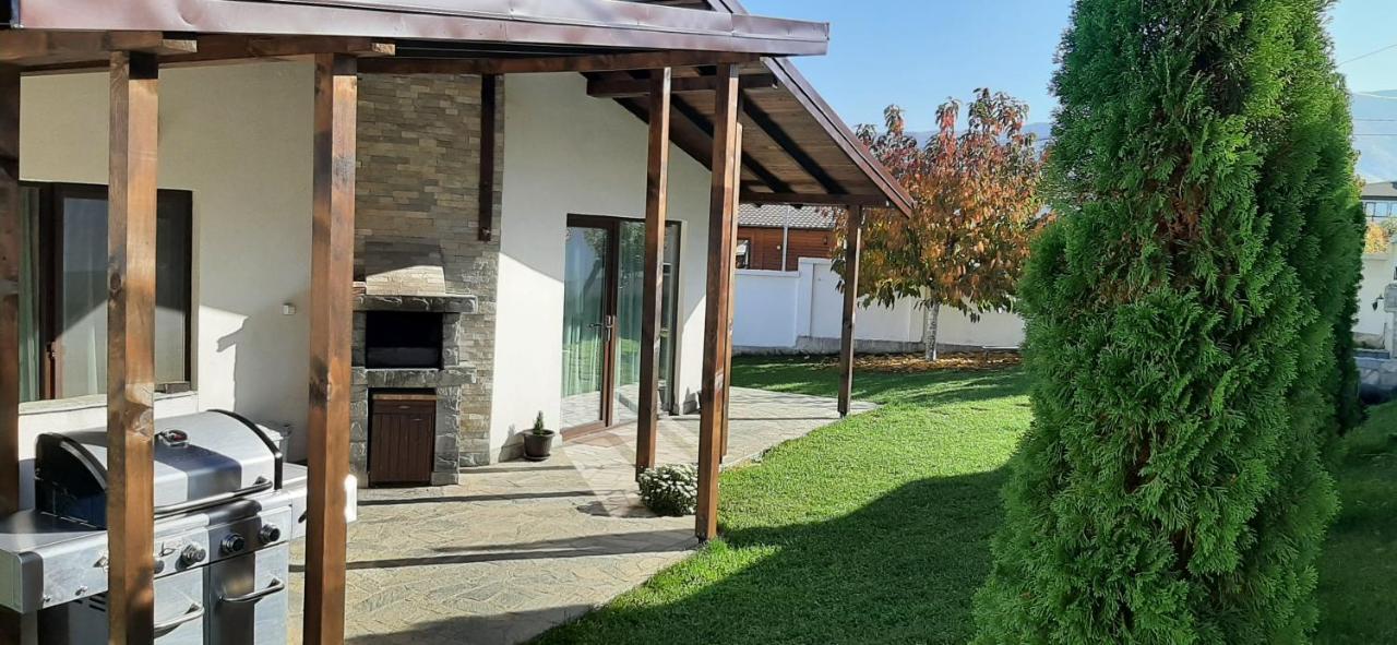 Villa Gardenia Saparewa Banja Exterior foto