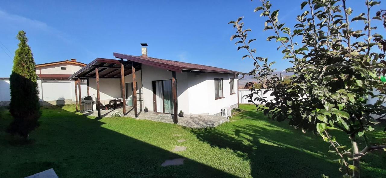 Villa Gardenia Saparewa Banja Exterior foto